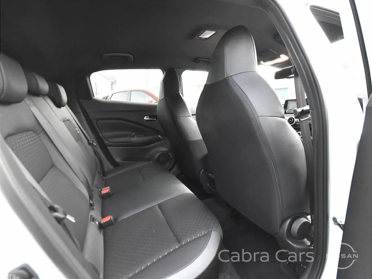Nissan Juke SUV, Petrol Hybrid, 2025, White