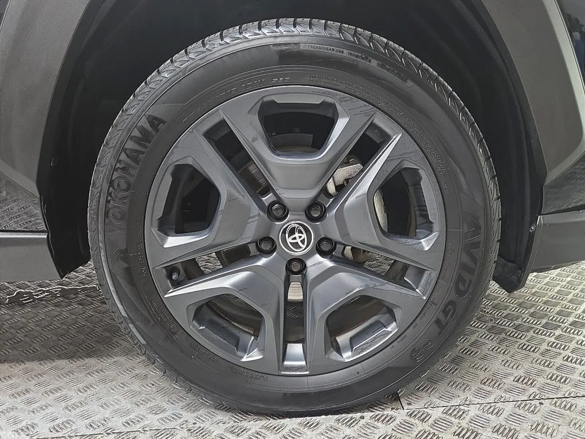 Toyota RAV4 SUV, Petrol Hybrid, 2024, Black