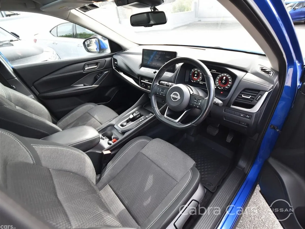 Nissan Qashqai MPV, Petrol, 2023, Blue