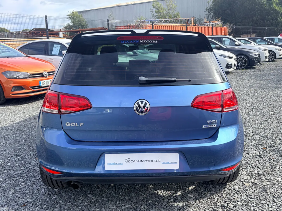 Volkswagen Golf Hatchback, Petrol, 2015, Blue