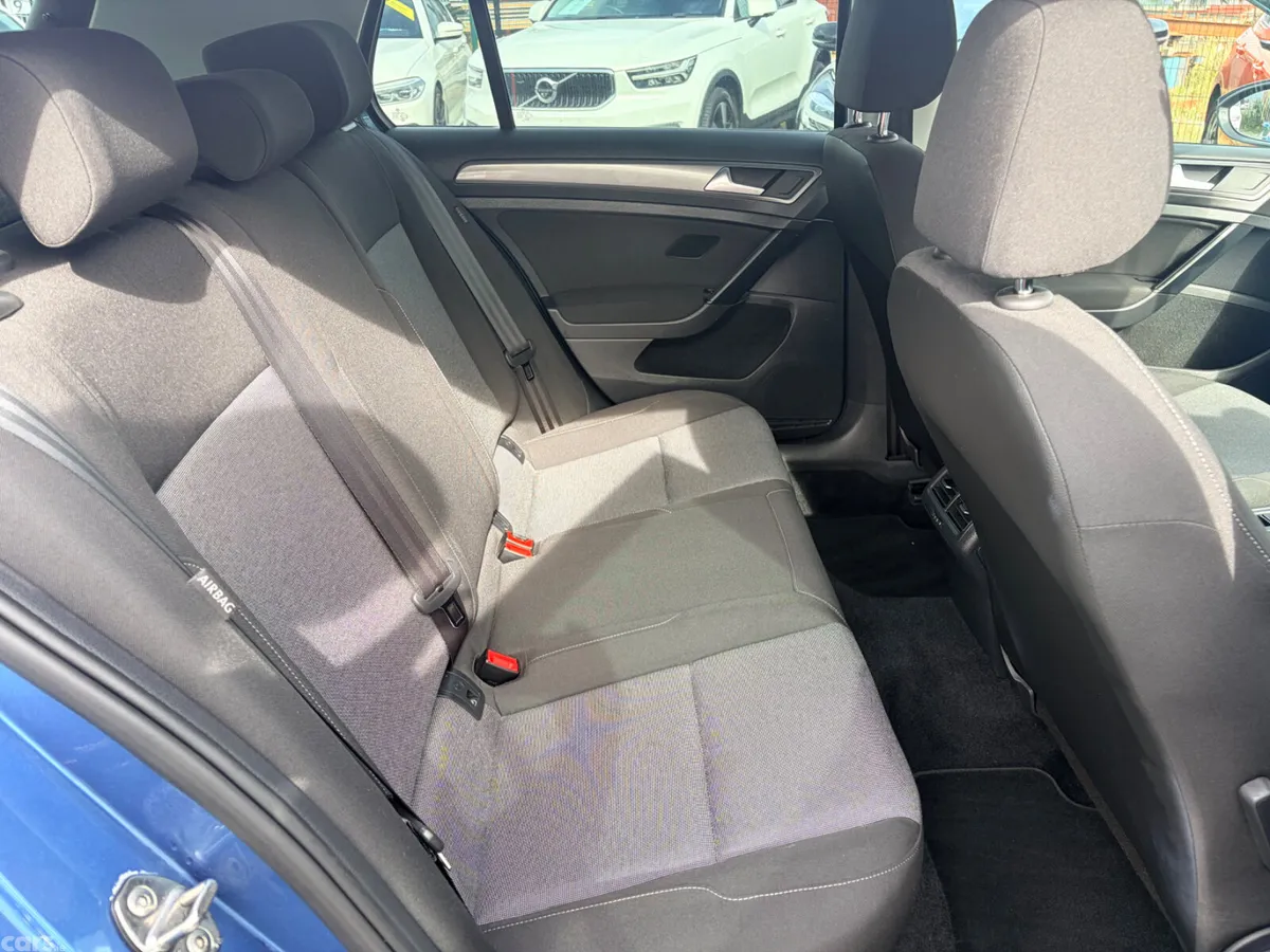 Volkswagen Golf Hatchback, Petrol, 2015, Blue