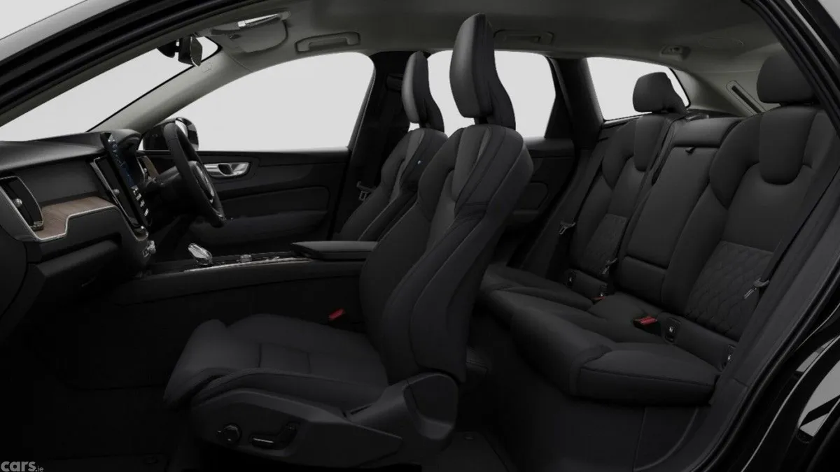 Volvo XC60 SUV, Petrol Plug-in Hybrid, 2026, Black