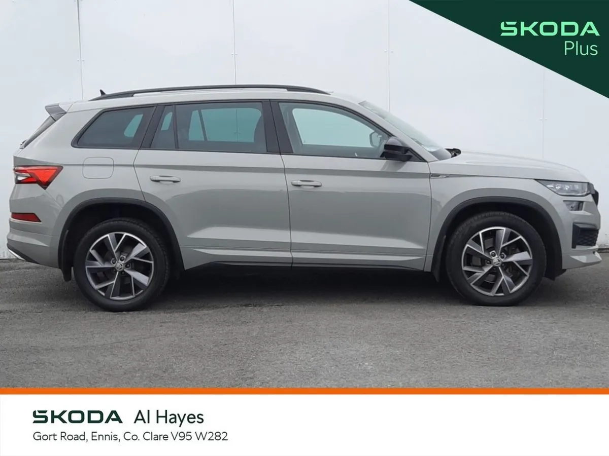 Skoda Kodiaq MPV, Diesel, 2022, Grey