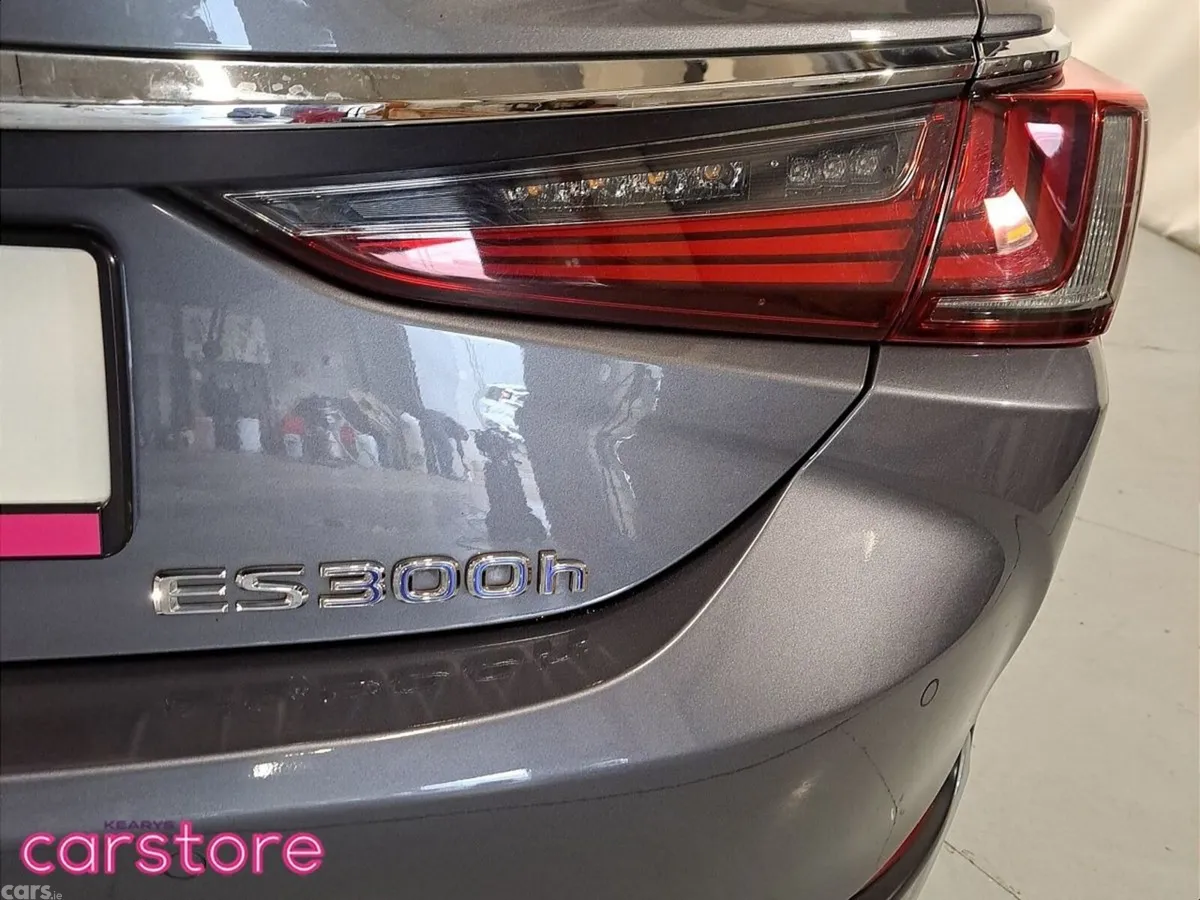 Lexus ES Saloon, Petrol Hybrid, 2021, Grey