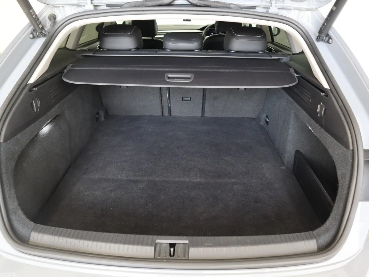 Volkswagen Arteon Estate, Petrol Hybrid, 2021, Grey