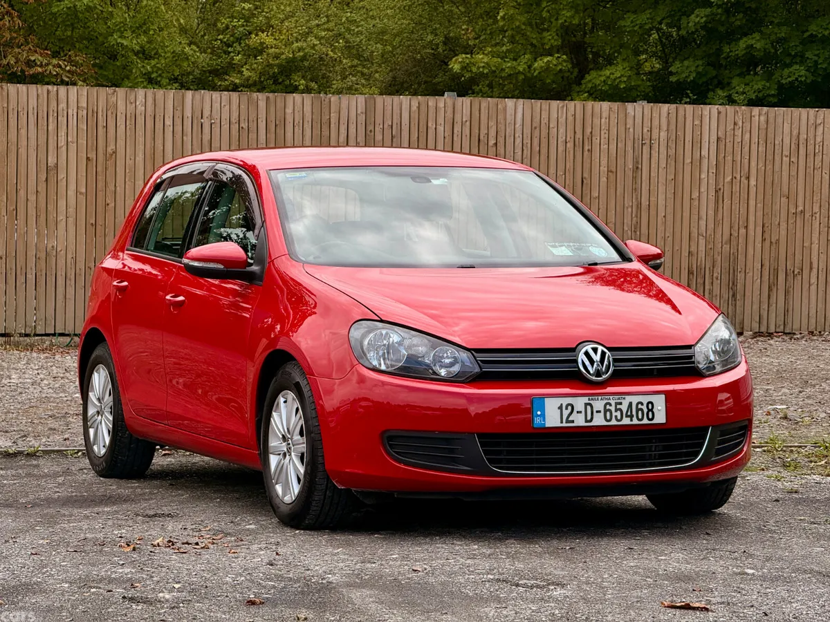 Volkswagen Golf Hatchback, Petrol, 2012, Red