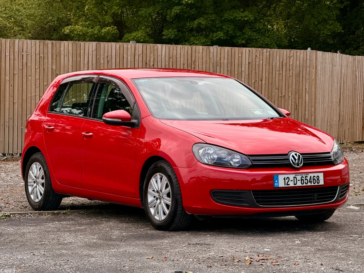 Volkswagen Golf Hatchback, Petrol, 2012, Red