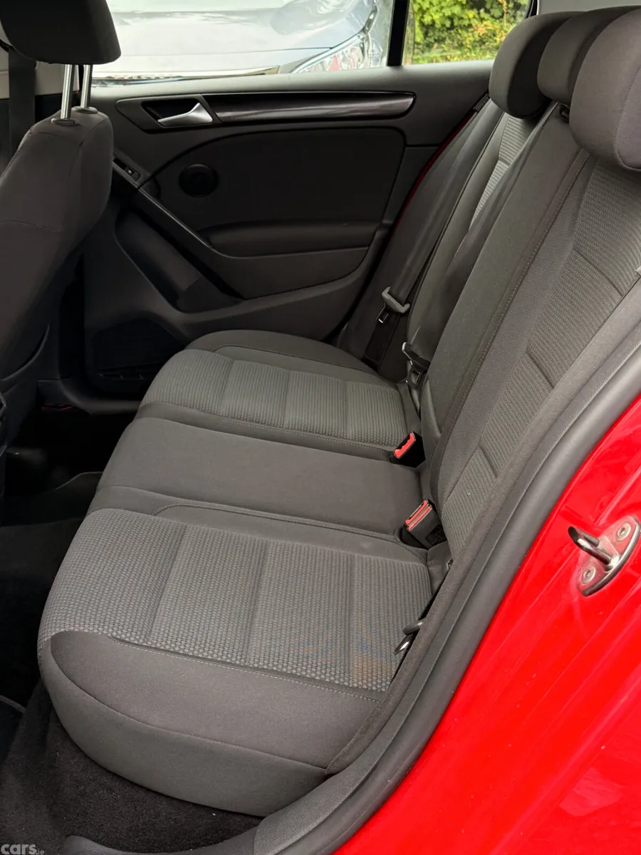 Volkswagen Golf Hatchback, Petrol, 2012, Red