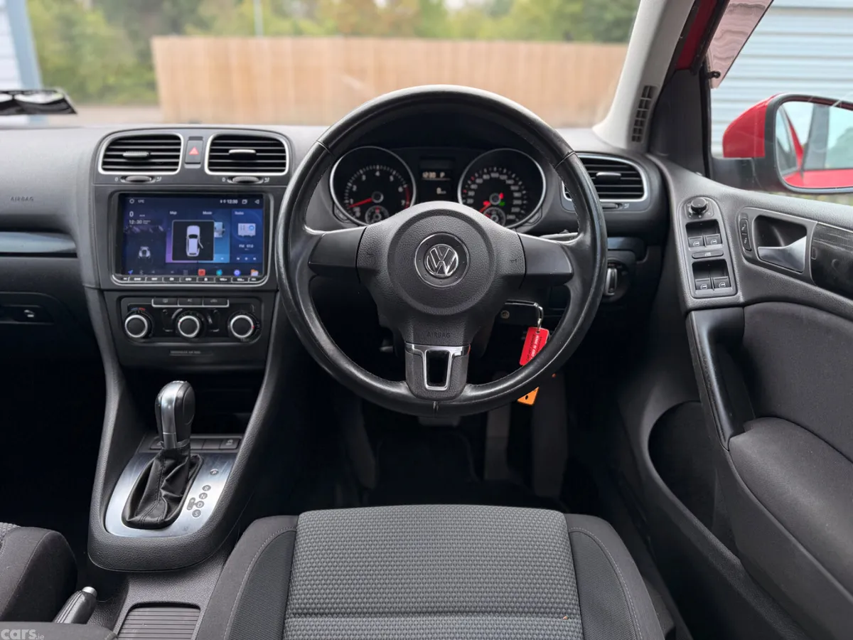 Volkswagen Golf Hatchback, Petrol, 2012, Red
