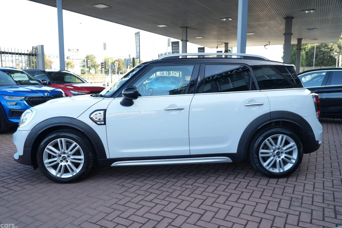 Mini Countryman Hatchback, Diesel, 2019, White