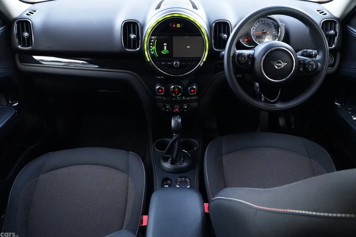 Mini Countryman Hatchback, Diesel, 2019, White