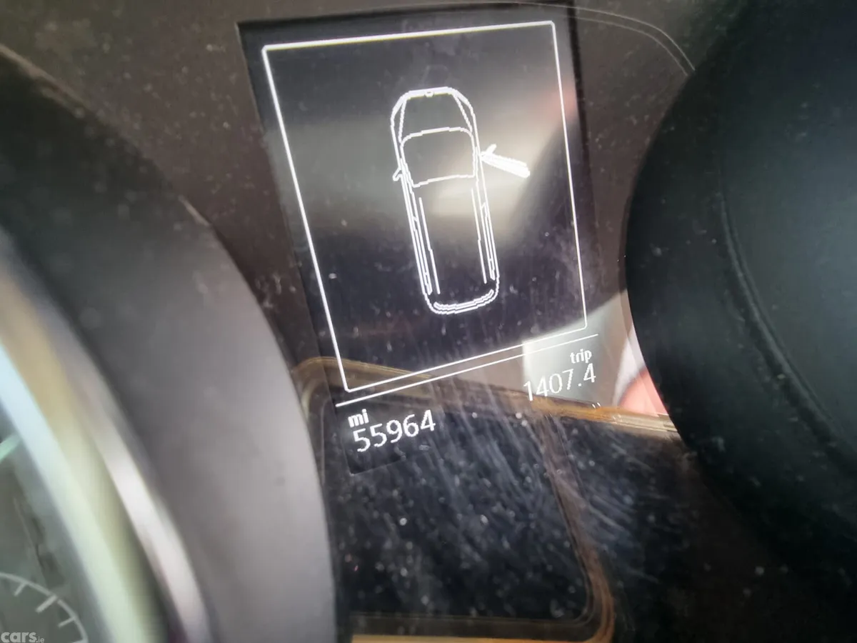 Volkswagen Touran MPV, Petrol, 2016, Silver