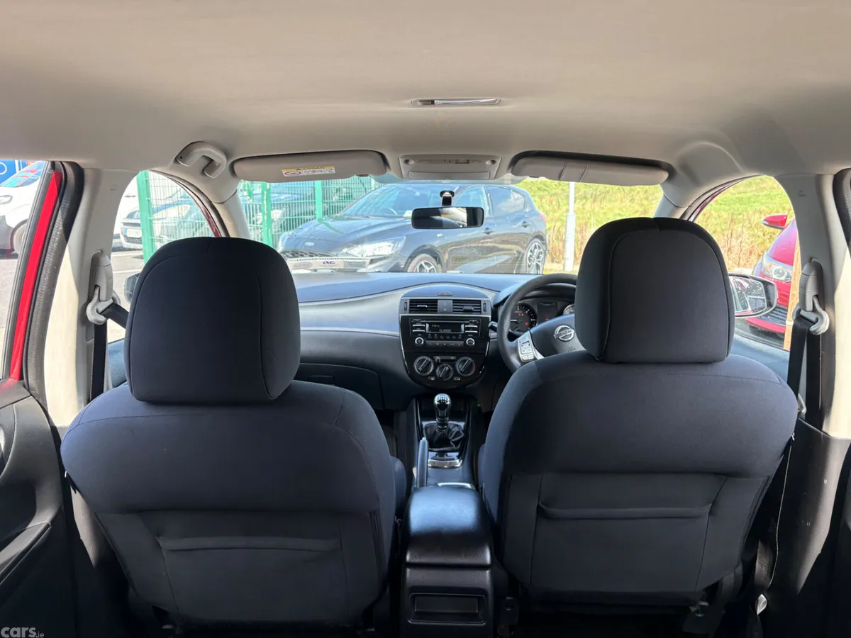 Nissan Pulsar Hatchback, Diesel, 2015, Red