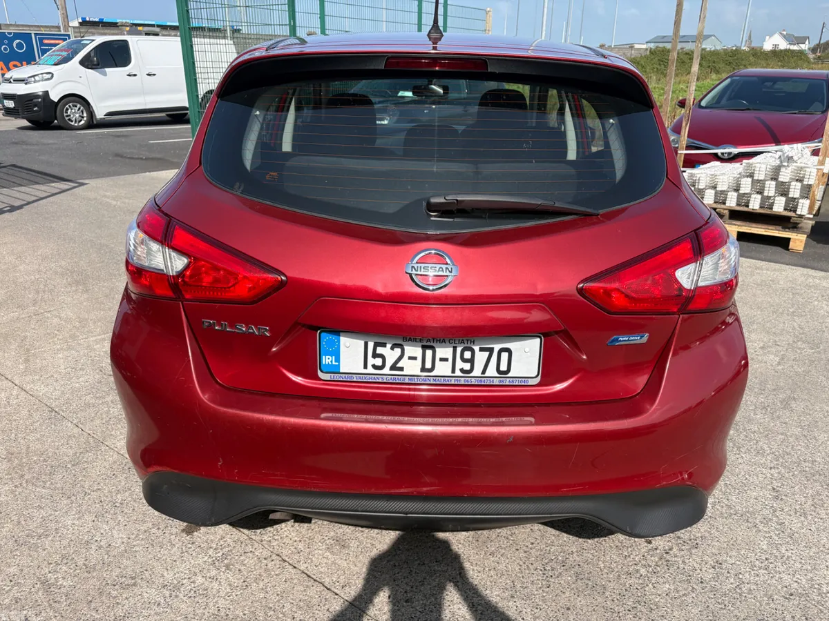 Nissan Pulsar Hatchback, Diesel, 2015, Red