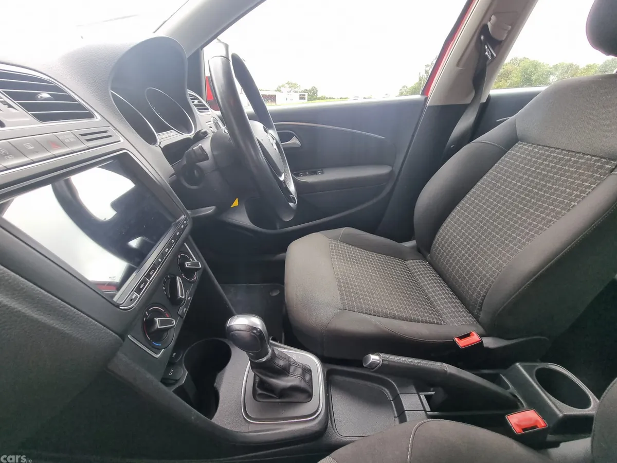 Volkswagen Polo Hatchback, Petrol, 2014, Red