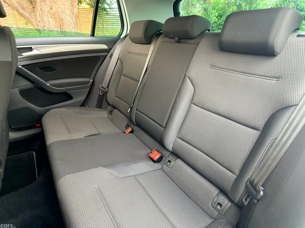 Volkswagen Golf Hatchback, Petrol, 2017, White