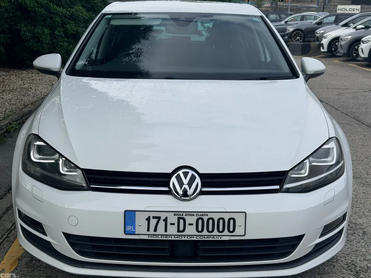 Volkswagen Golf Hatchback, Petrol, 2017, White