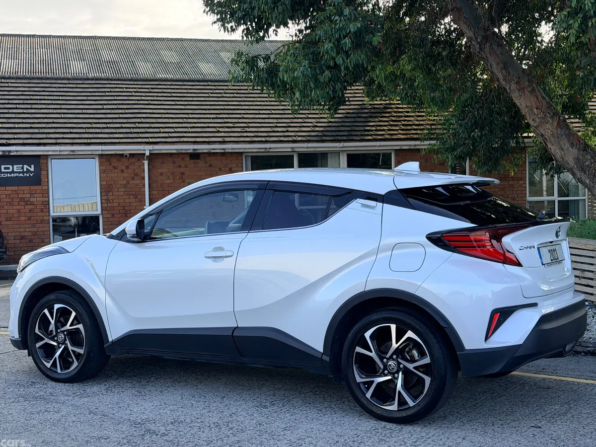 Toyota C-HR Hatchback, Petrol Hybrid, 2023, White