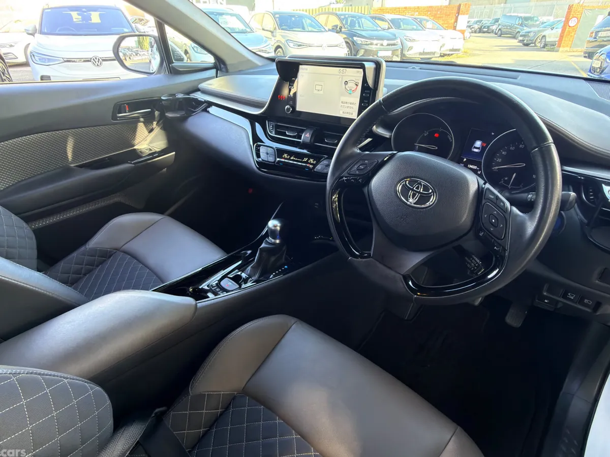 Toyota C-HR Hatchback, Petrol Hybrid, 2023, White