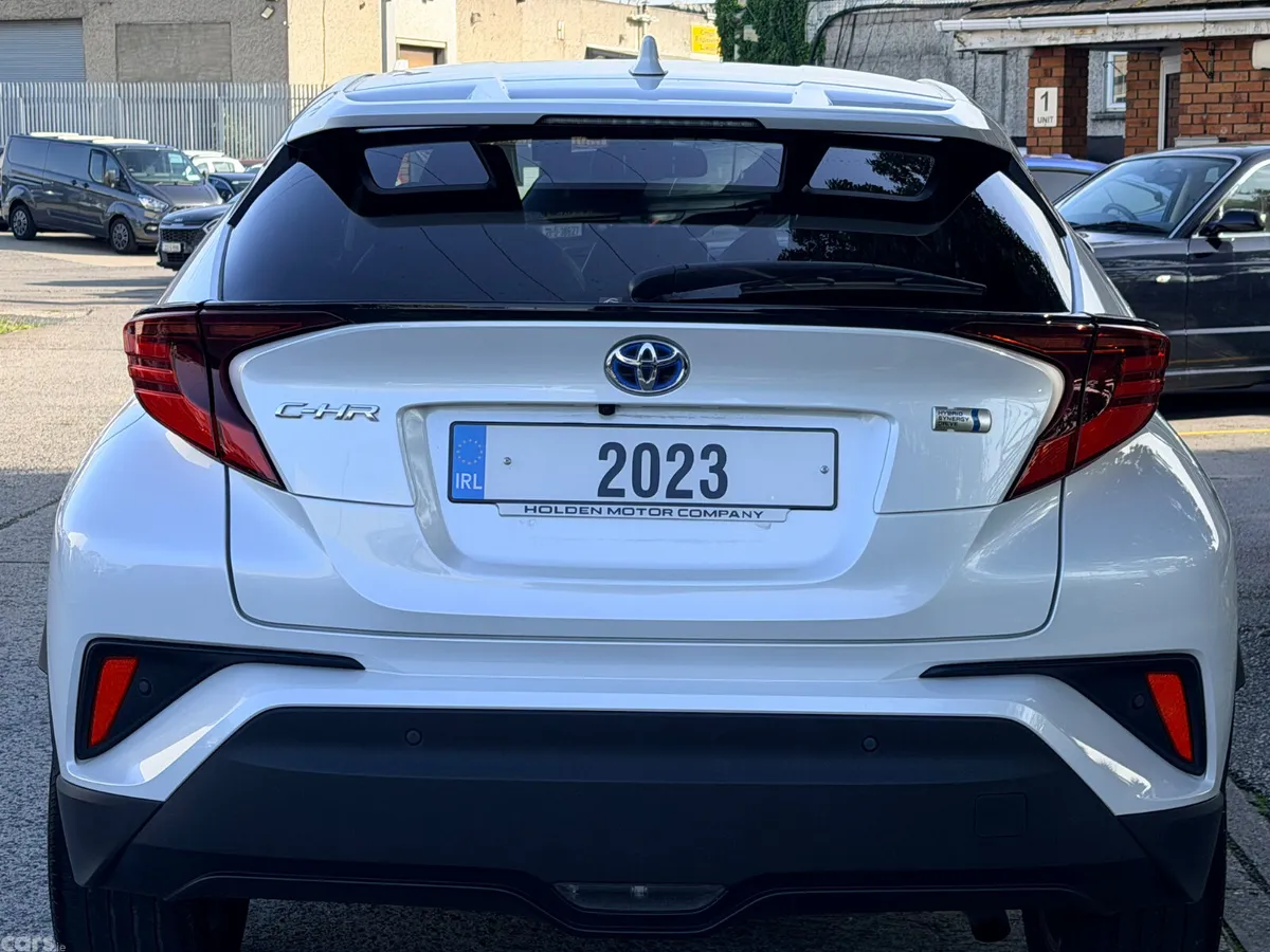 Toyota C-HR Hatchback, Petrol Hybrid, 2023, White