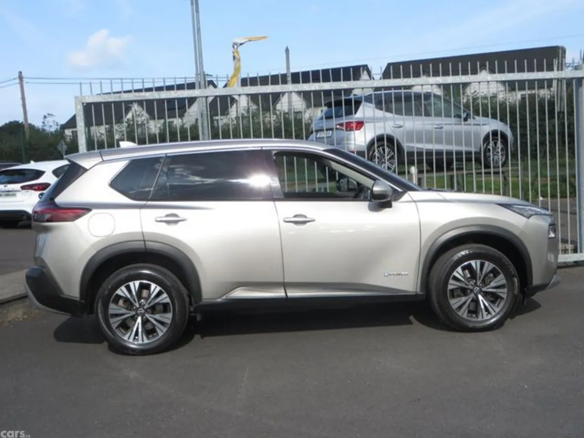 Nissan X-Trail Hatchback, Petrol Hybrid, 2023, Silver