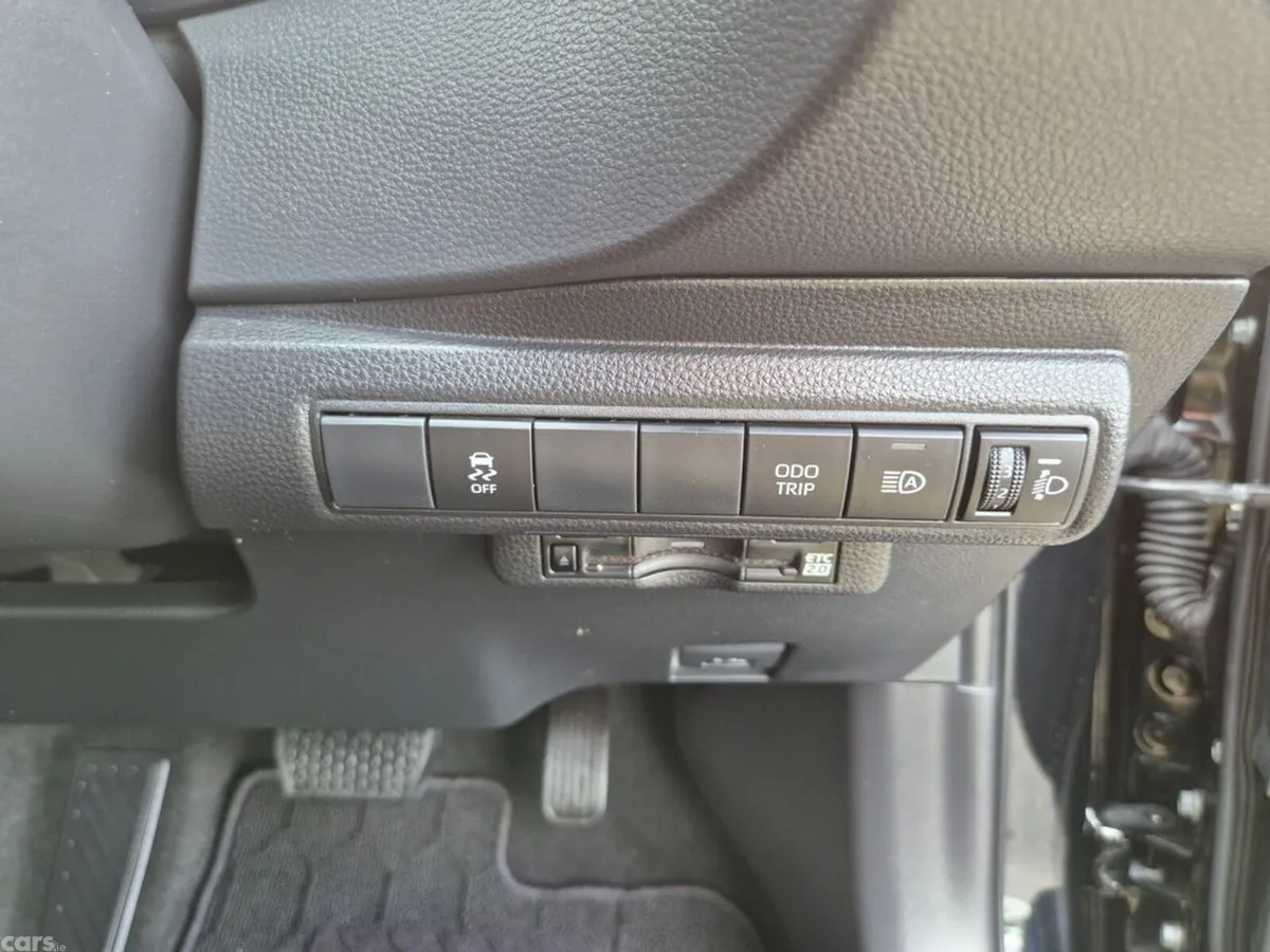 Toyota Corolla Estate, Petrol Hybrid, 2023, Black