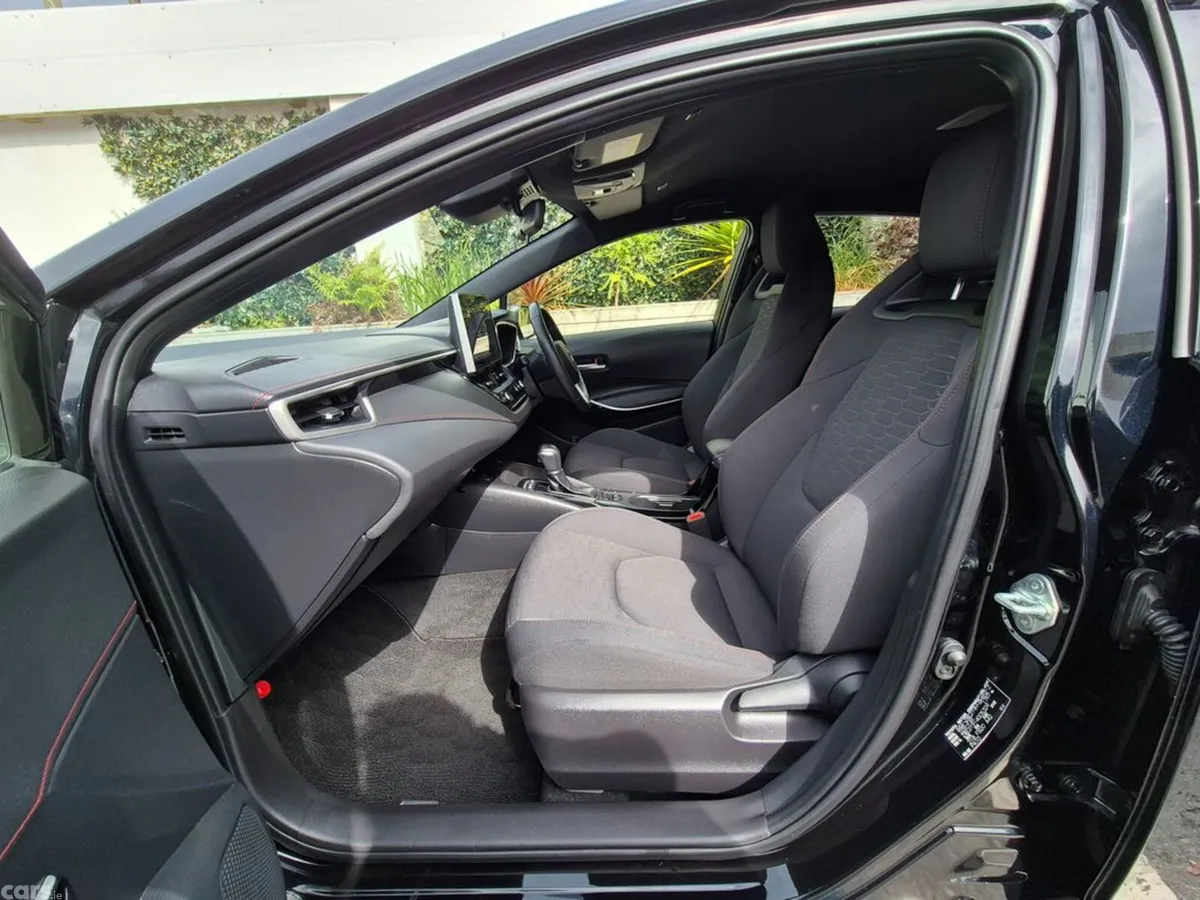 Toyota Corolla Estate, Petrol Hybrid, 2023, Black