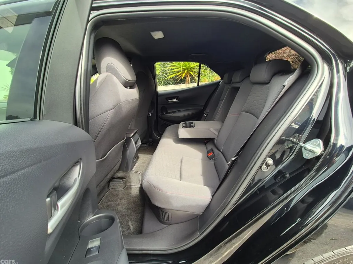 Toyota Corolla Estate, Petrol Hybrid, 2023, Black