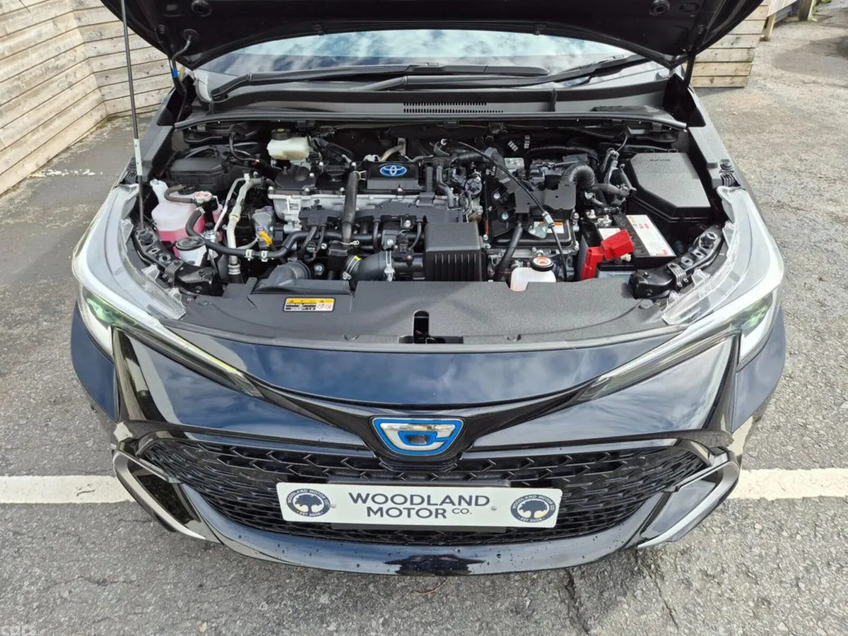Toyota Corolla Estate, Petrol Hybrid, 2023, Black