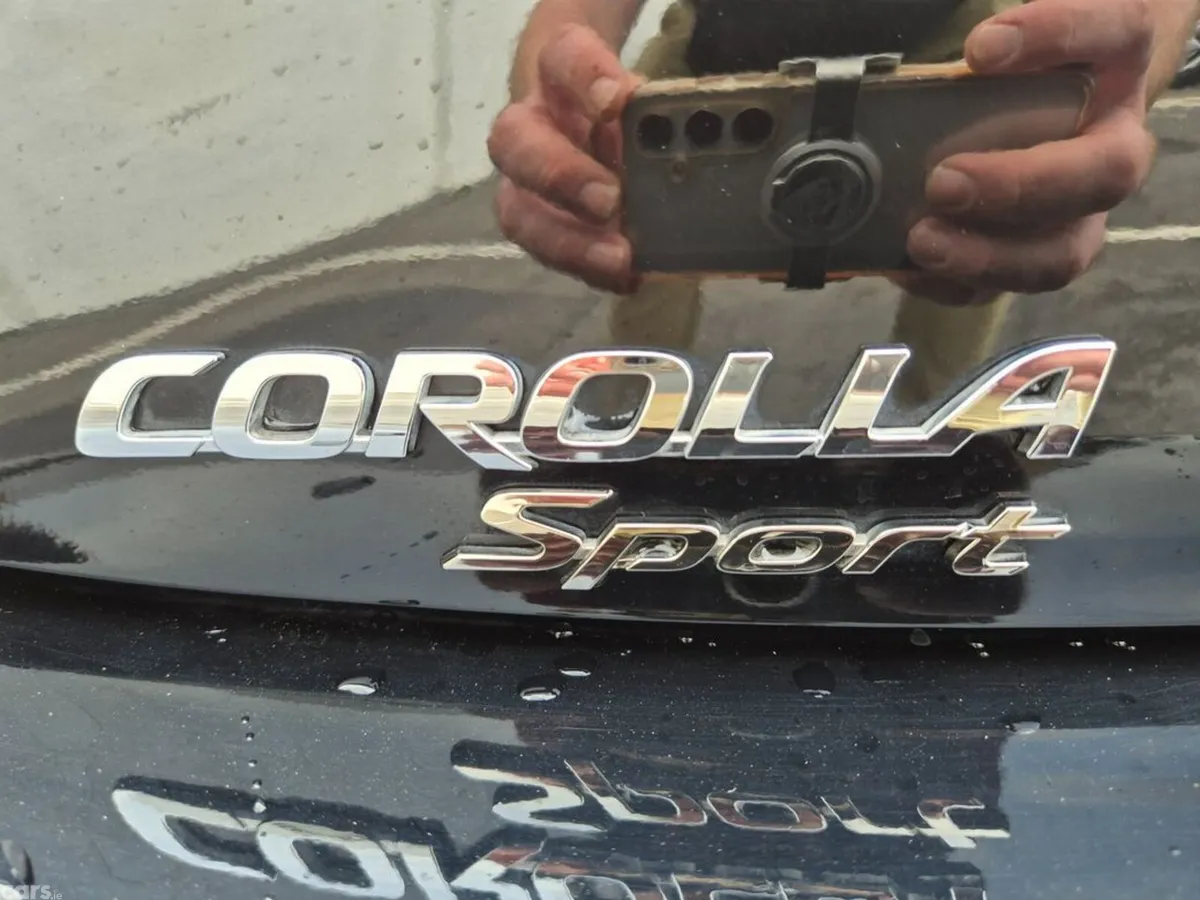 Toyota Corolla Estate, Petrol Hybrid, 2023, Black