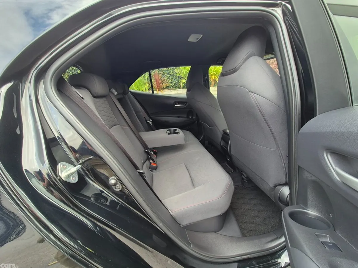 Toyota Corolla Estate, Petrol Hybrid, 2023, Black