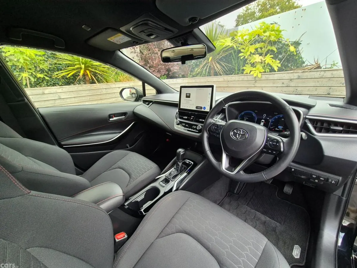 Toyota Corolla Estate, Petrol Hybrid, 2023, Black