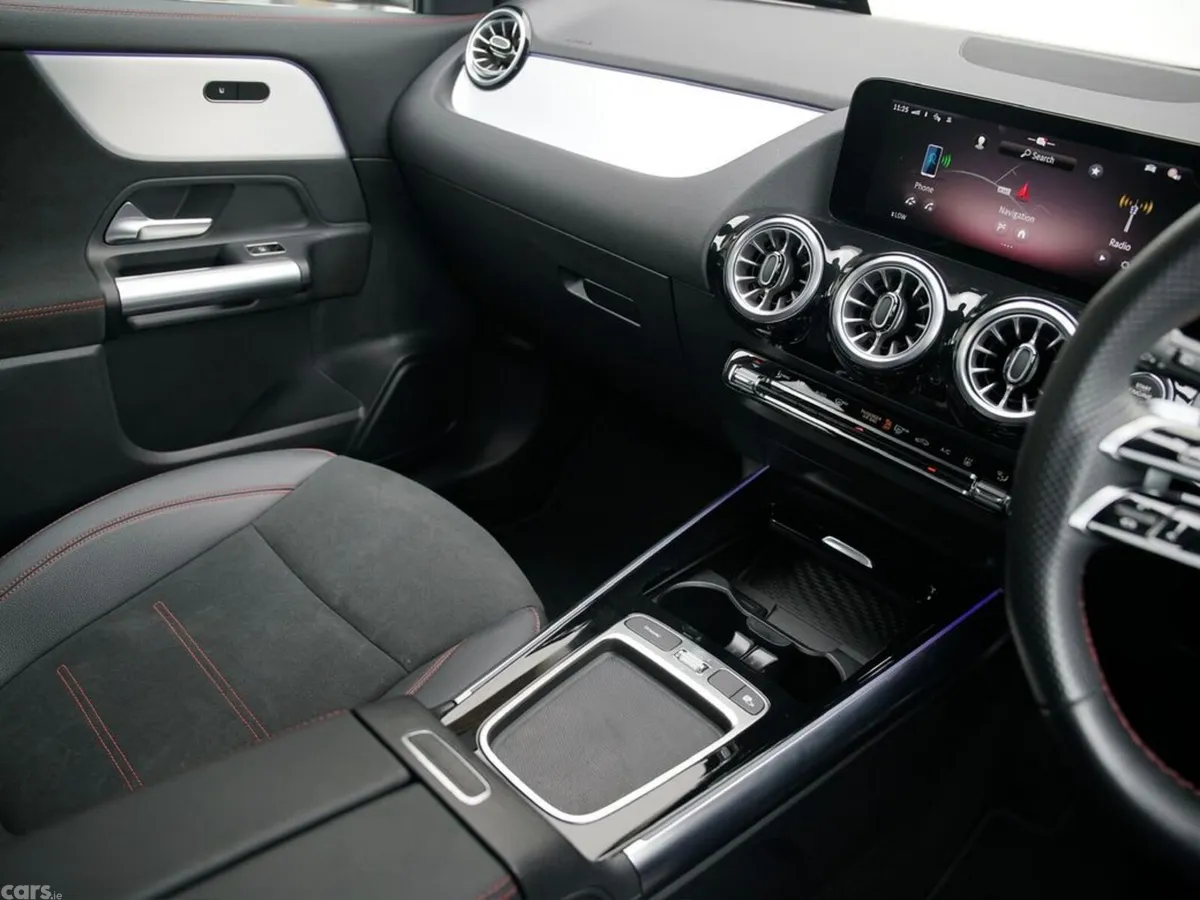Mercedes-Benz GLA SUV, Petrol Plug-in Hybrid, 2026, Grey