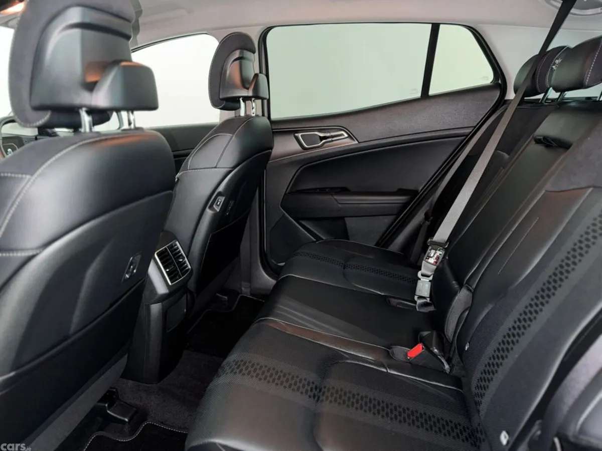 Kia Sportage MPV, Diesel Hybrid, 2026, Grey