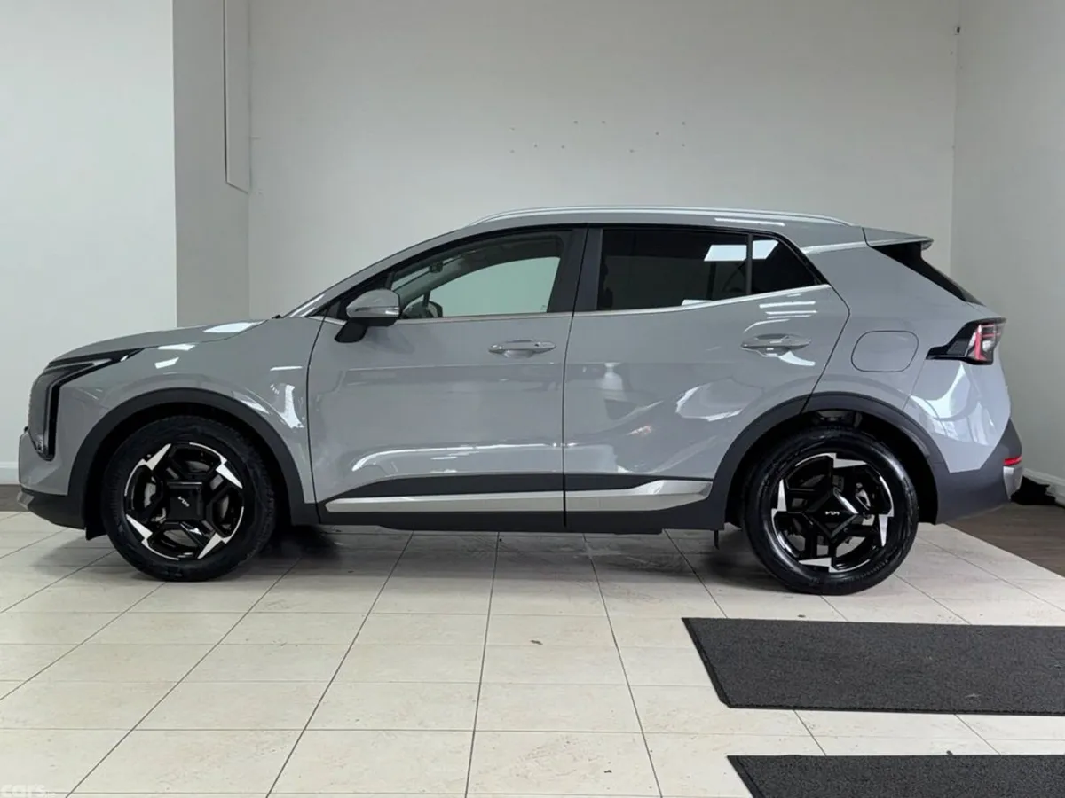 Kia Sportage MPV, Diesel Hybrid, 2026, Grey