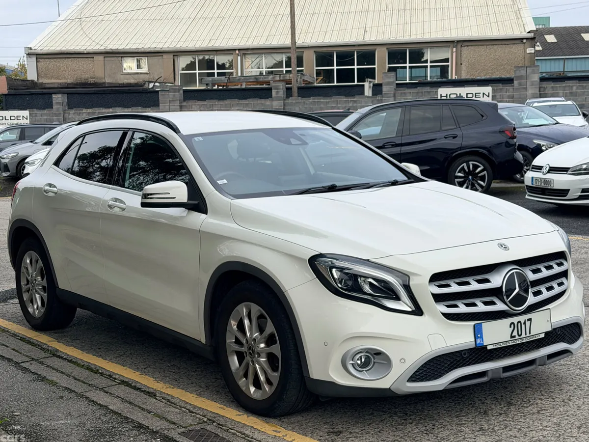 Mercedes-Benz GLA Hatchback, Petrol, 2017, White
