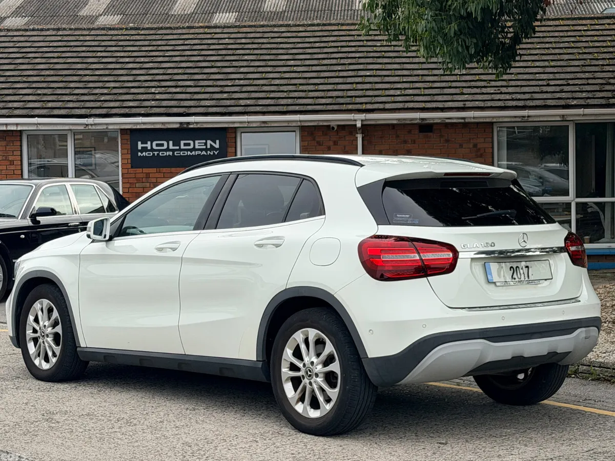 Mercedes-Benz GLA Hatchback, Petrol, 2017, White