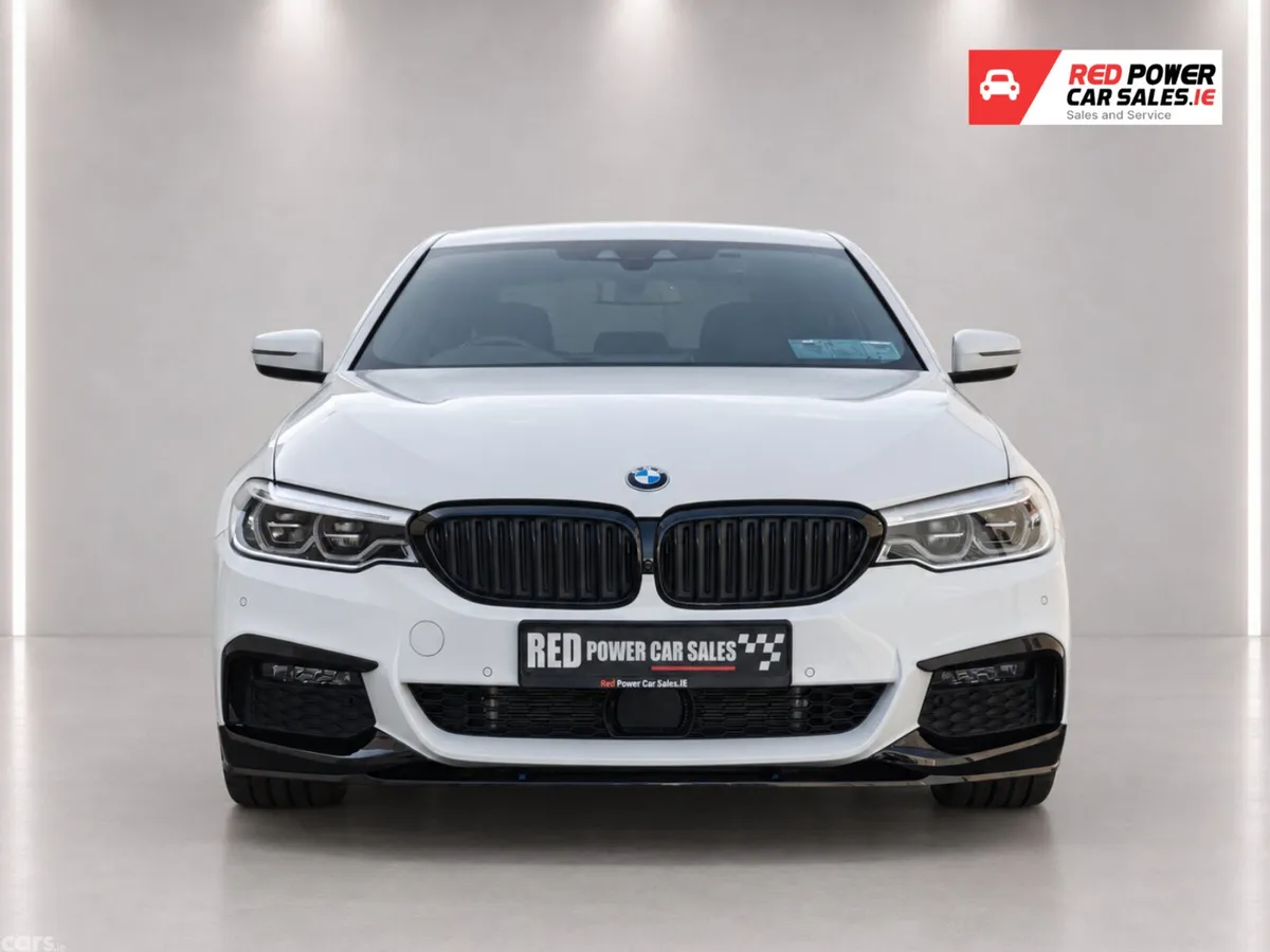 BMW 5-Series Saloon, Petrol Plug-in Hybrid, 2019, White