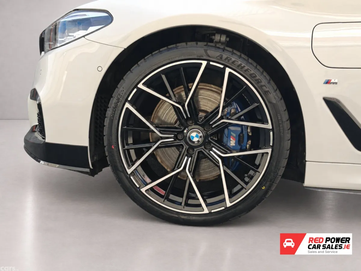 BMW 5-Series Saloon, Petrol Plug-in Hybrid, 2019, White