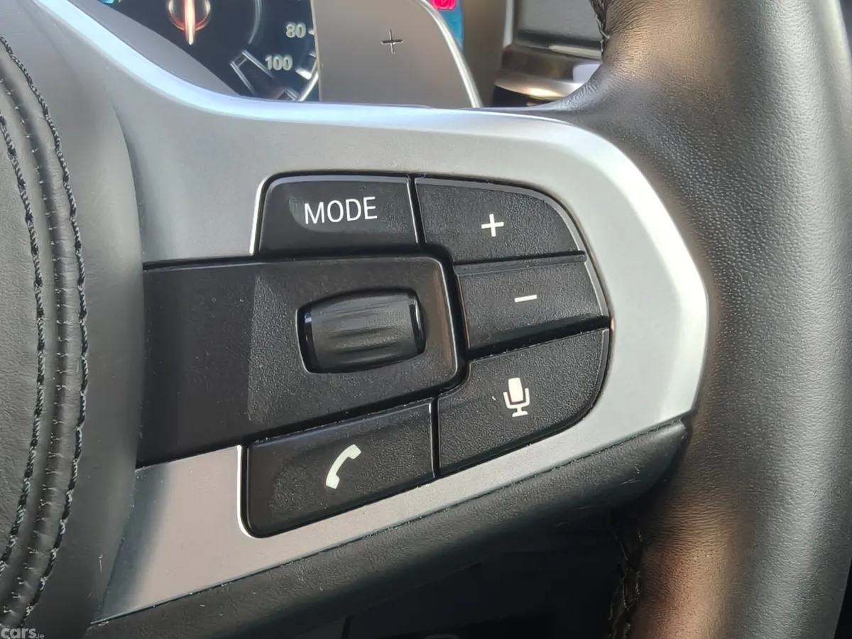 BMW 5-Series Saloon, Petrol Plug-in Hybrid, 2019, White