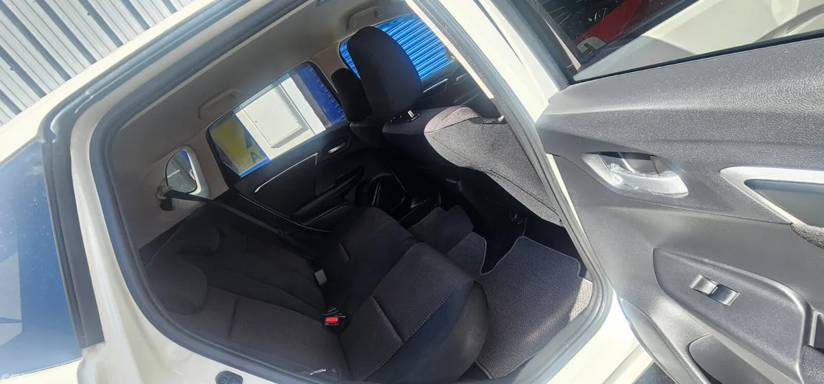 Honda Fit Hatchback, Petrol Hybrid, 2014, White