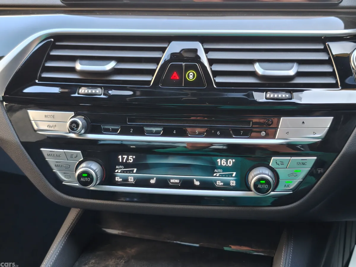 BMW 5-Series Saloon, Petrol Plug-in Hybrid, 2019, White