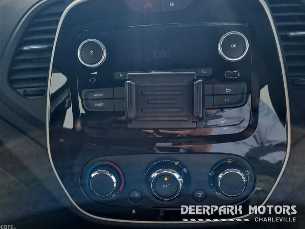 Renault Captur Hatchback, Diesel, 2019, Blue