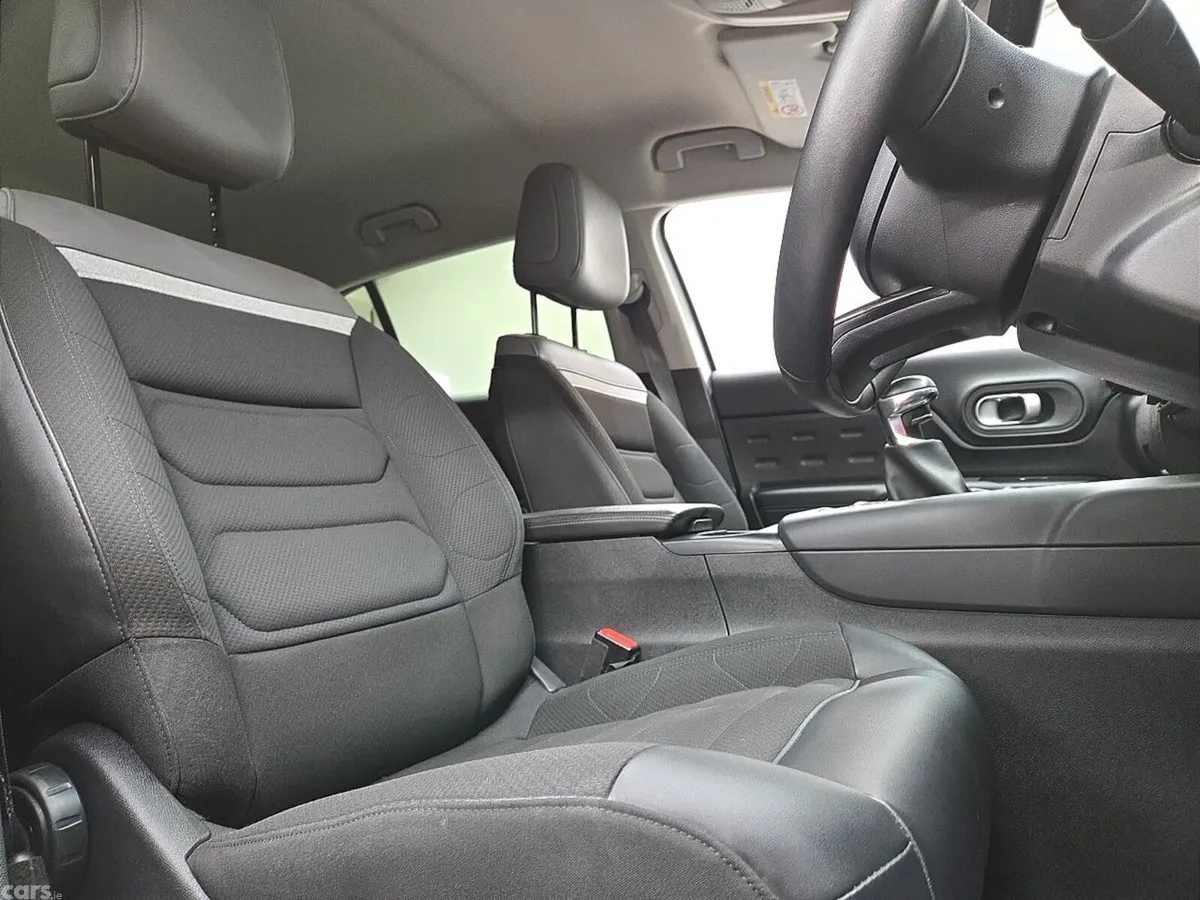 Citroen C5 Aircross MPV, Diesel, 2023, White