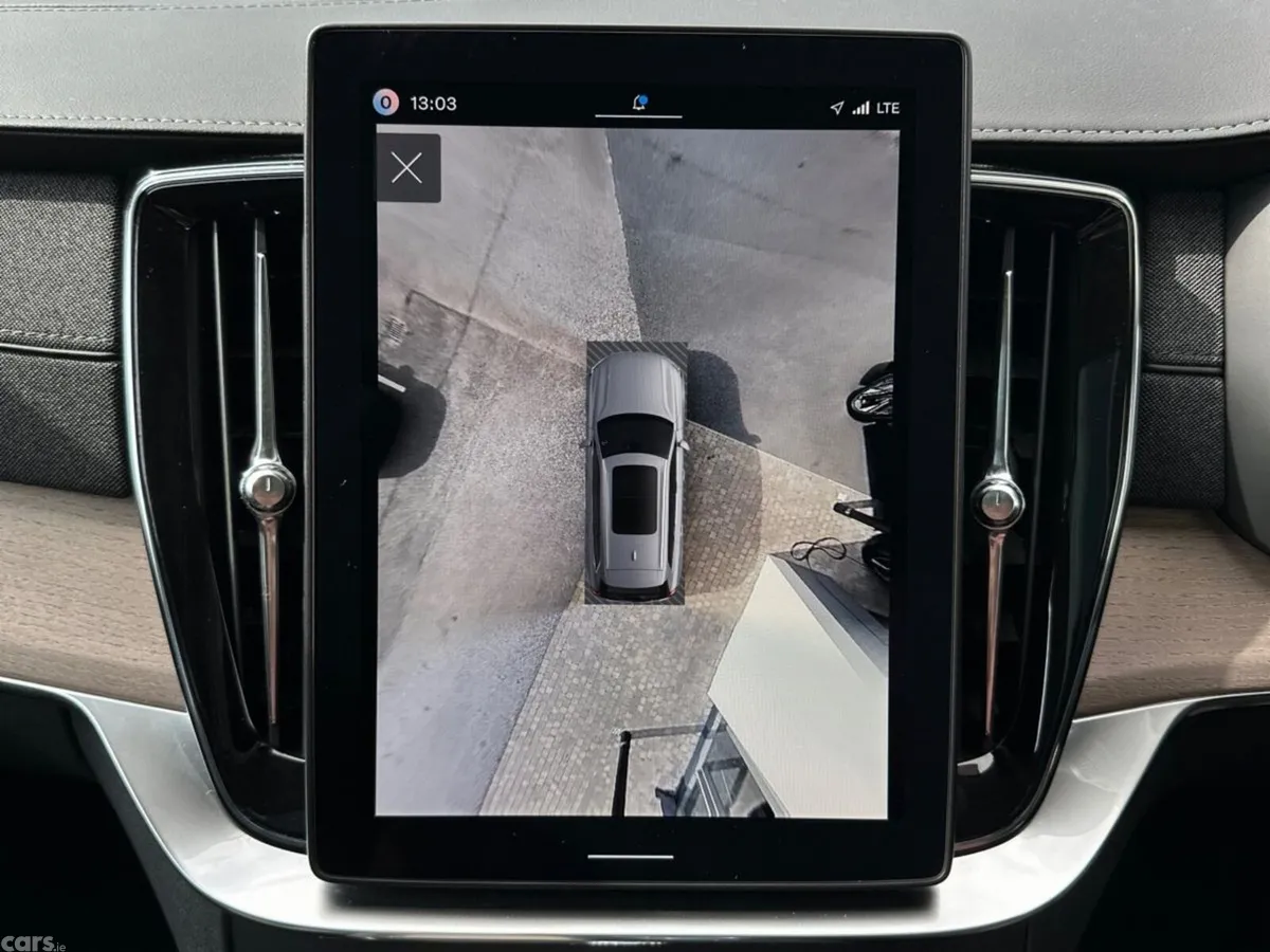 Volvo XC90 SUV, Petrol Plug-in Hybrid, 2025, Grey