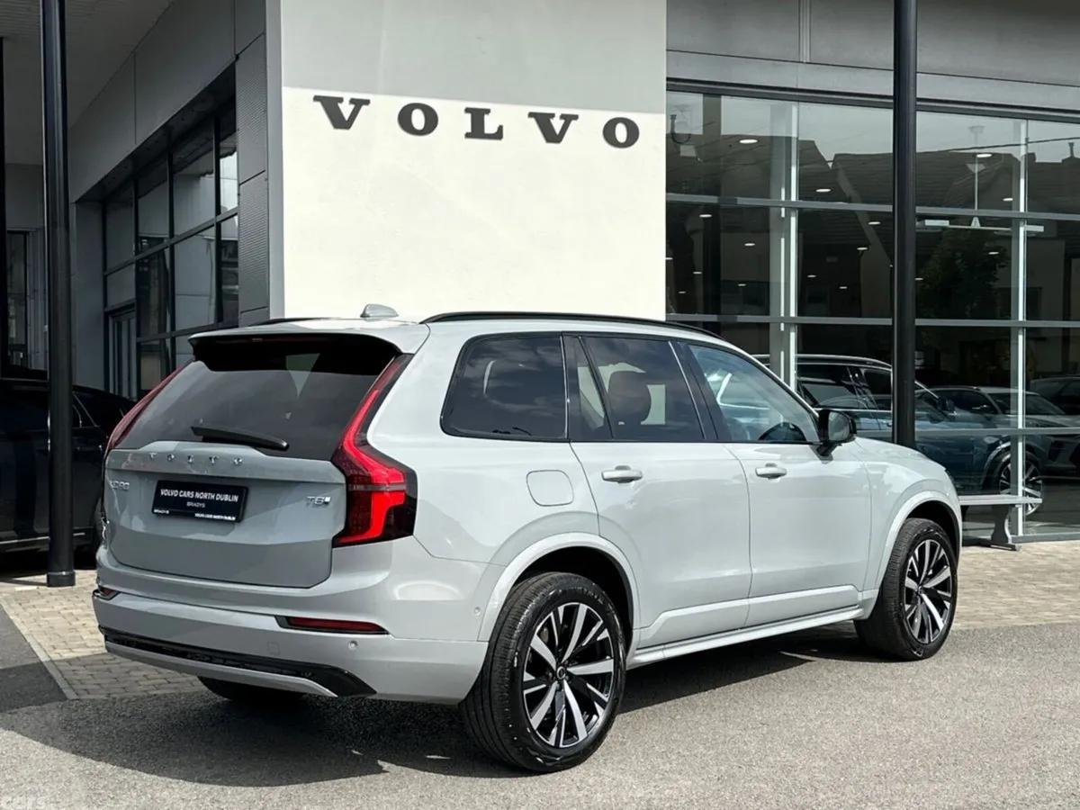 Volvo XC90 SUV, Petrol Plug-in Hybrid, 2025, Grey