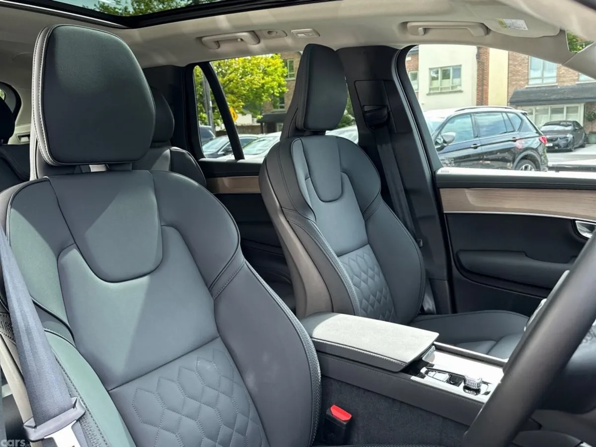 Volvo XC90 SUV, Petrol Plug-in Hybrid, 2025, Grey