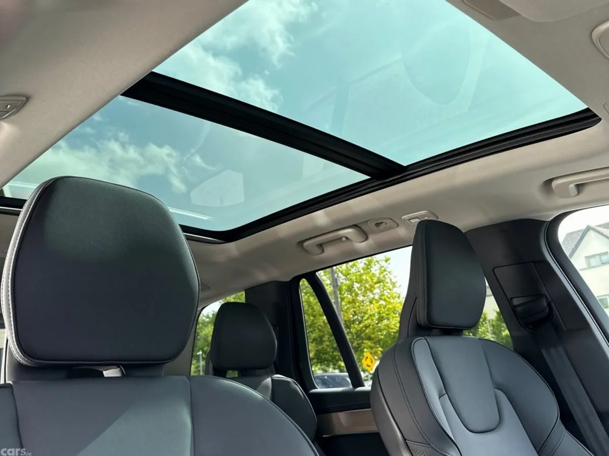Volvo XC90 SUV, Petrol Plug-in Hybrid, 2025, Grey