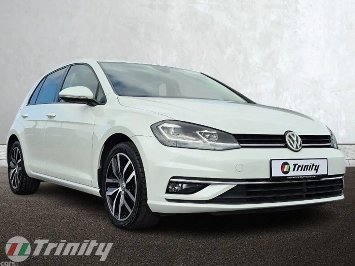 Volkswagen Golf Hatchback, Petrol, 2018, White