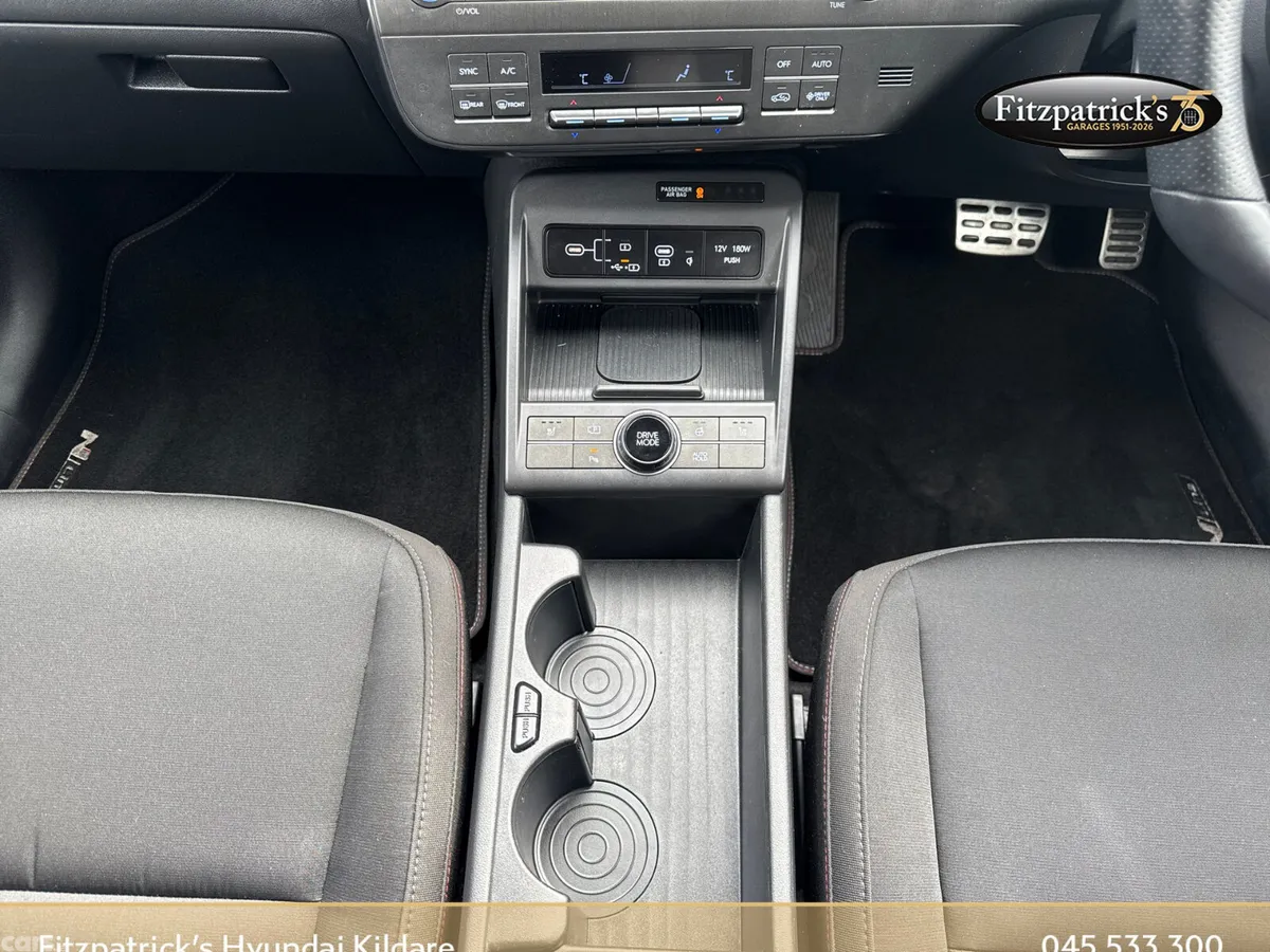 Hyundai KONA Hatchback, Electric, 2025, Grey